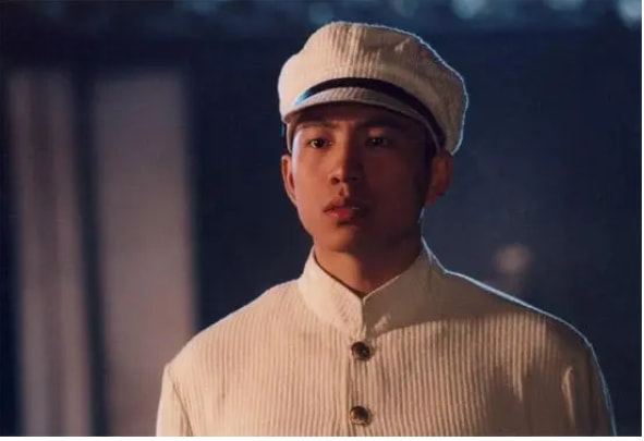 油頭粉面就別演軍人了，這9位男星告訴你，什麼才是軍人形象