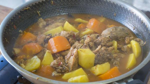 孩子放假，一家人的早中晚餐食譜，葷素搭配營養均衡，頓頓都吃光