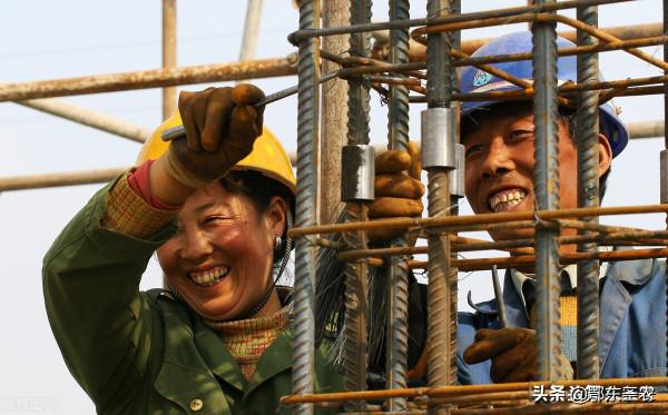 在農村種地一年掙10萬元，還會外出打工嗎？