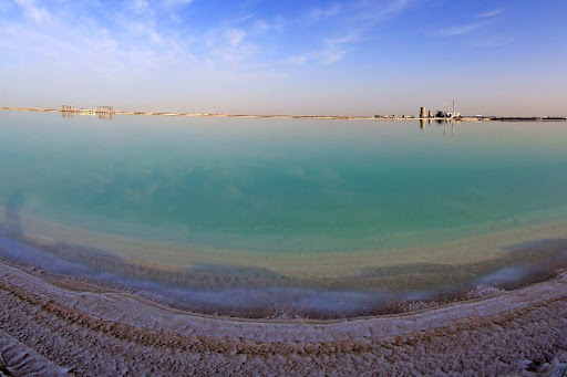 各國衛星瞪大眼睛:中國新疆“死亡之海”裡的聚寶盆越來越大 各國衛星瞪大眼睛:中國新疆“死亡之海”裡的聚寶盆越來越大