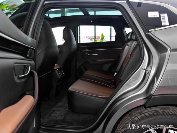 空間大且實用的中國品牌SUV，價效比還很高，帶你看宋PLUS