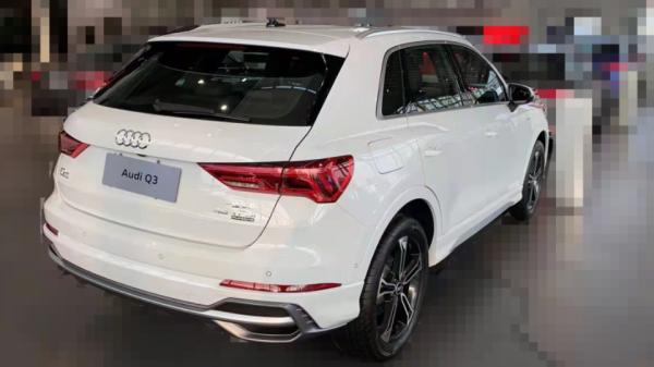 優惠5.2萬再加四環車標，這才是姑娘沒買寶馬的原因？