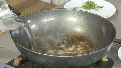 不用點豆花,僅需三步,在家就能做出滑嫩豆腐腦 不用點豆花,僅需三步,在家就能做出滑嫩豆腐腦