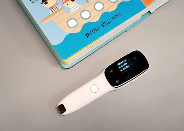 雙減政策下，你家的孩子可能需要一款教多多掃描詞典筆Q1