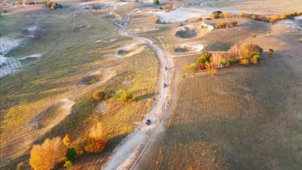 每天凌晨4點起床,只為拍攝烏蘭布統每年僅有15天的絕美秋景 每天凌晨4點起床,只為拍攝烏蘭布統每年僅有15天的絕美秋景