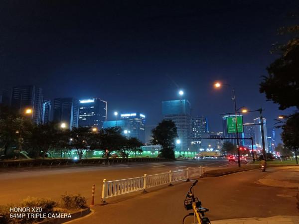 榮耀X20,2000價位的中端旗艦 榮耀X20,2000價位的中端旗艦