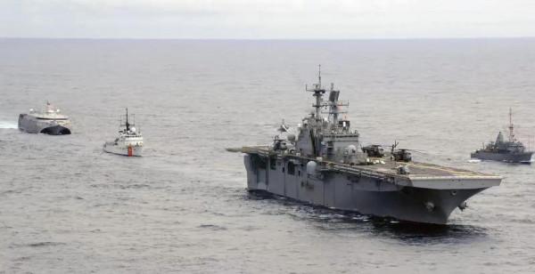 LHD“黃蜂”級兩棲攻擊艦圖集（222圖）