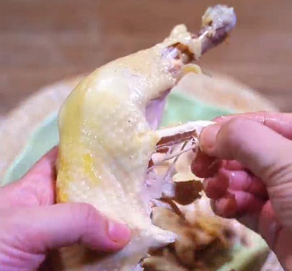 好吃的手撕雞，簡單幾步你也能學會，趕緊收藏起來試試吧