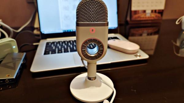 我的桌面1.0分享，美少女的一隅天地