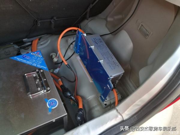 電小二和改裝鋰電哪個更合算？