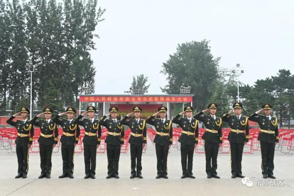 這支戰士業餘軍樂隊,4次到天安門廣場演出 這支戰士業餘軍樂隊,4次到天安門廣場演出