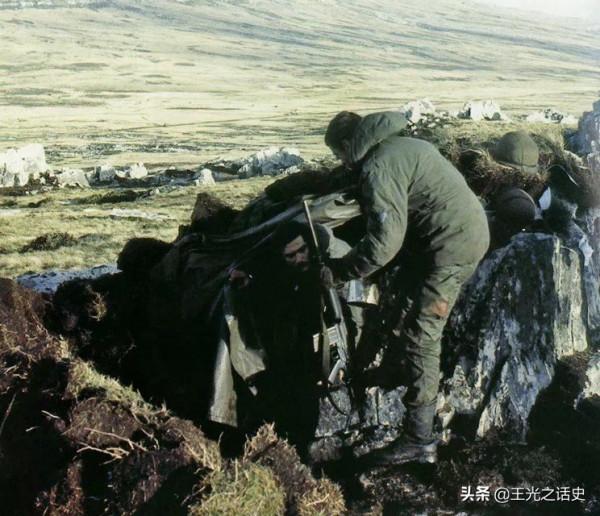 高盧烏雞？法國正在“變黑”，所有的債都是要還的