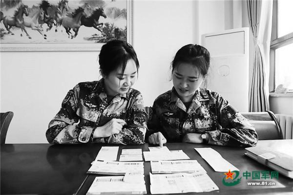 邊防線上的愛情故事:空軍上士和陸軍中尉在戰位比翼齊飛 邊防線上的愛情故事:空軍上士和陸軍中尉在戰位比翼齊飛