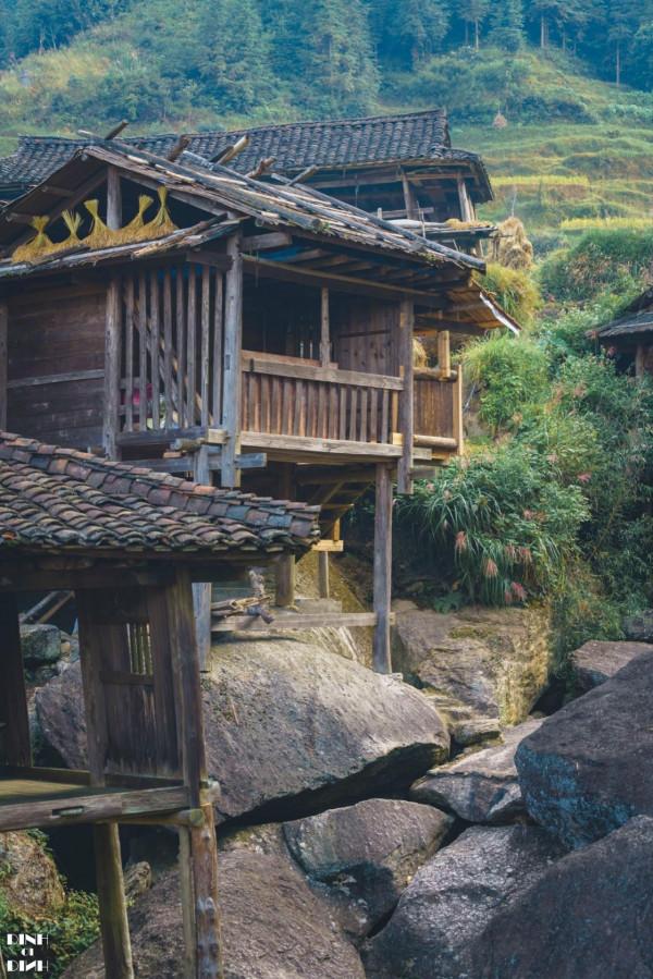 融水的石上人家，建在石頭上最特別的吊腳樓，再不來看就沒了