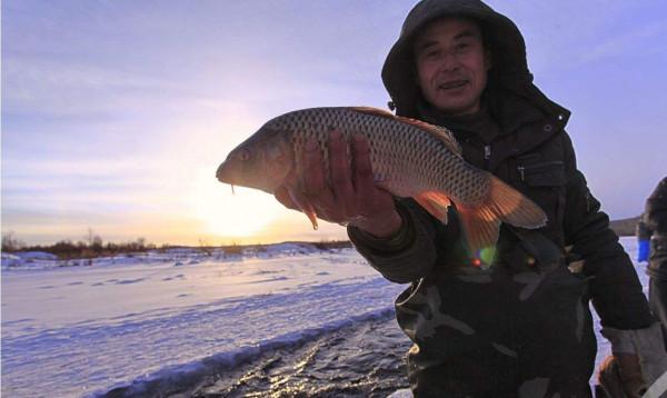 熟悉瞭解影響冬釣魚口的四個客觀因素，野釣時就不怕沒有魚口了