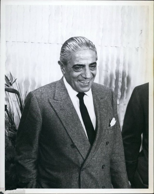 希臘船王：24歲成百萬富翁，62歲迎娶前美國第一夫人，到底憑什麼