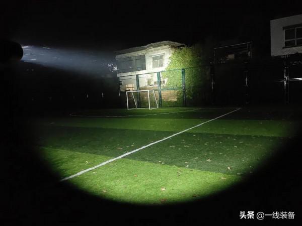 評測 | Fenix C7直充戶外手電，一起來看看第三代升級版的誠意