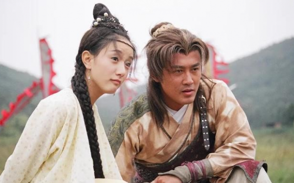 &OpenCurlyDoubleQuote;小公子&rdquo;李倩：16歲出道，24歲與黃軒戀愛，38歲依舊未紅？