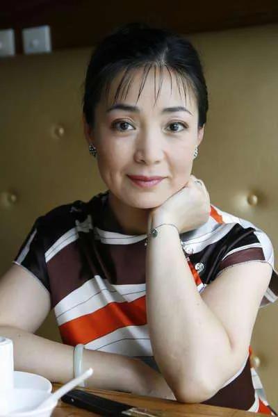 皇后專業戶戴春榮和老師結婚，為女兒買婚房，這“管”的也太寬了