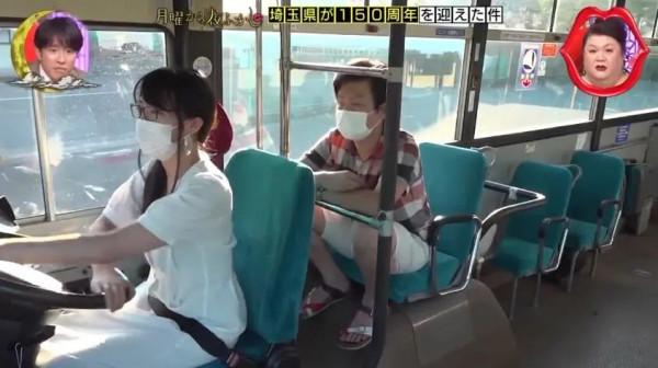 日本小哥一衝動買了輛二手公交車,還挺實用的 日本小哥一衝動買了輛二手公交車,還挺實用的