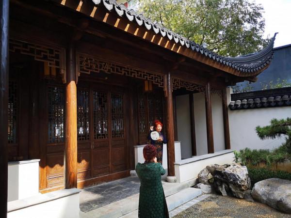 藏在莊裡的蘇式園林景 藏在莊裡的蘇式園林景