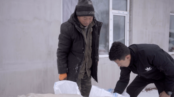 揭秘長白山淘寶小鎮：主播自拉7公里光纜，穿越無人區做直播