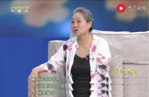 58歲開始拍戲,73歲成“百億老太太”,她的故事遠比你想得更精彩 58歲開始拍戲,73歲成“百億老太太”,她的故事遠比你想得更精彩