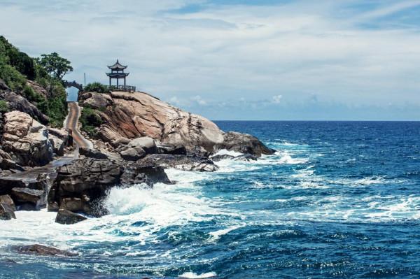中國一處避寒勝地，有“情人島”的美譽，《非誠勿擾》也在此取景