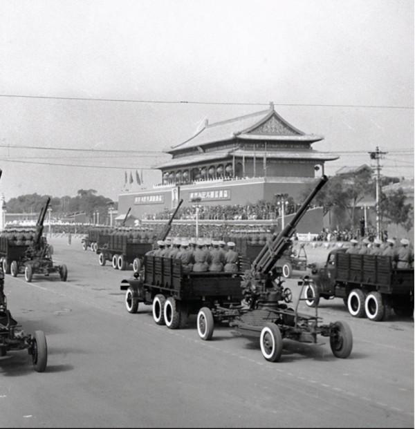 1929年，農民冒死救下毛主席，兩人相約革命成功後相見，結局如何