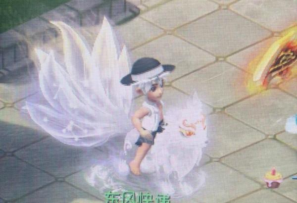 夢幻西遊:因迷上了一套錦衣,玩家花費一年的收入買號,值得嗎? 夢幻西遊:因迷上了一套錦衣,玩家花費一年的收入買號,值得嗎?