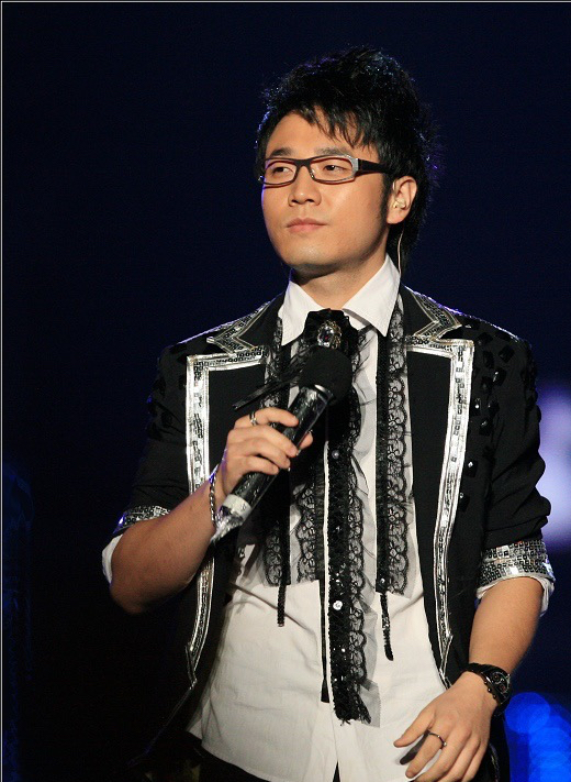 阿穆隆入獄，甦醒被雪藏，王錚亮當老師，07年快男艱難的音樂之路