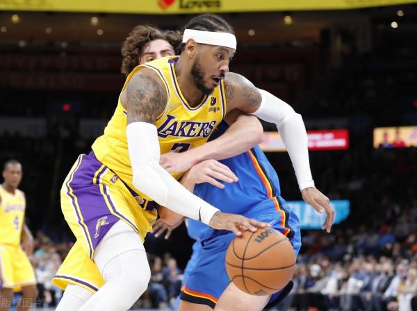 湖人或交易威少,沃格爾受質疑!公牛悍將受傷,庫裡莫蘭特創紀錄 湖人或交易威少,沃格爾受質疑!公牛悍將受傷,庫裡莫蘭特創紀錄