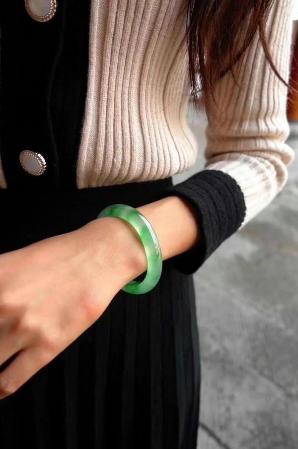 今年翡翠生意不好做啊