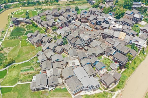 實拍廣西三江“程陽八寨”，位於三省交界處，被譽為中國最美侗寨