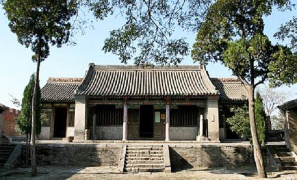 1994年山西一村民修地窖，挖出埋藏千年的3層地道，它是何用途？