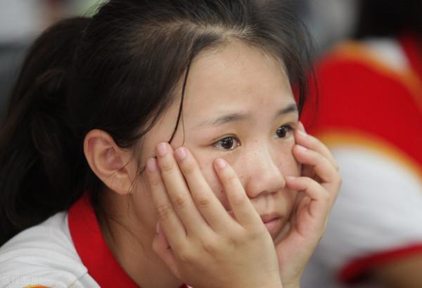 我資助的貧困大學生打九價、買AJ,可以撤銷資助協議嗎? 我資助的貧困大學生打九價、買AJ,可以撤銷資助協議嗎?