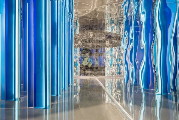 建築材料之樹脂玻璃