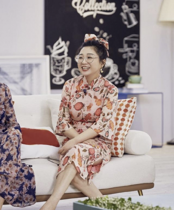 胖女人不適合穿旗袍？看楊天真就知道，150斤照樣穿得優雅貴氣