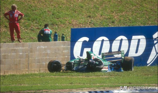 誰是F1最慘的倒黴蛋？細數首圈退賽次數最多的車手 萊科寧上榜