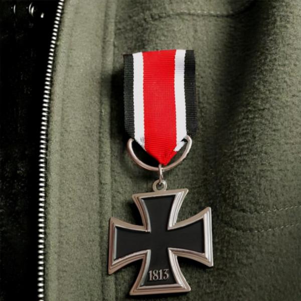 二戰時期,德國發放的鐵十字勳章,含金量有多高? 二戰時期,德國發放的鐵十字勳章,含金量有多高?