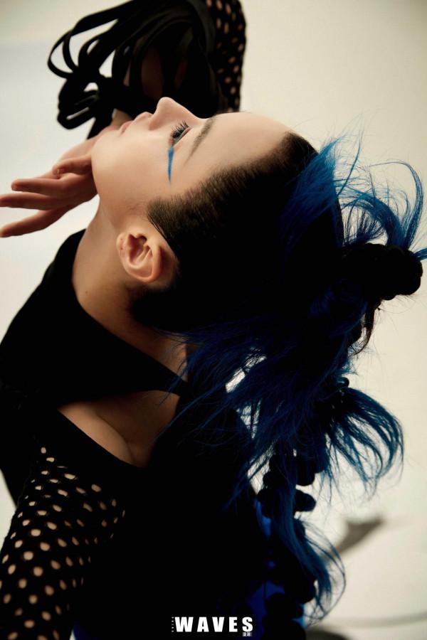 陸妍淇最新雜誌大片釋出 以“舞”為題 墨韻悠長 靈氣逼人 陸妍淇最新雜誌大片釋出 以“舞”為題 墨韻悠長 靈氣逼人