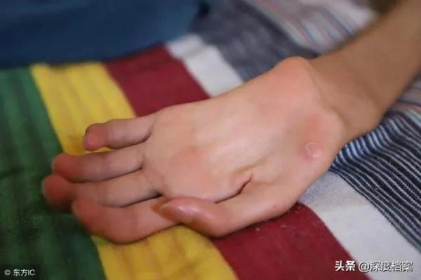 體重只有18公斤卻考上985大學，北航新生邢益凡的故事，讓人淚目