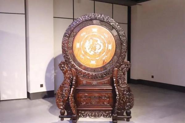 緣起東方,技藝精湛 | 河南自貿區國際藝術品保稅倉展覽新面貌 緣起東方,技藝精湛 | 河南自貿區國際藝術品保稅倉展覽新面貌