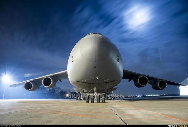 C-5“銀河”運輸機圖集（270圖）