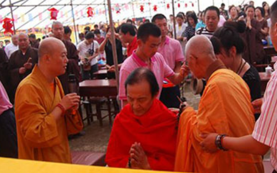 巔峰時突然隱退的10位明星：有人2次出家，有人如“人間蒸發”