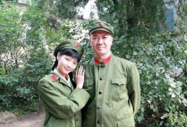 可憐的宋汶雯:被富商丈夫家暴,躲朋友家安胎,27歲因癌症去世 可憐的宋汶雯:被富商丈夫家暴,躲朋友家安胎,27歲因癌症去世