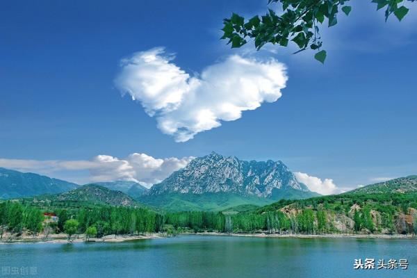 三山五嶽，是中國的歷史文化名山，五嶽指哪五座山