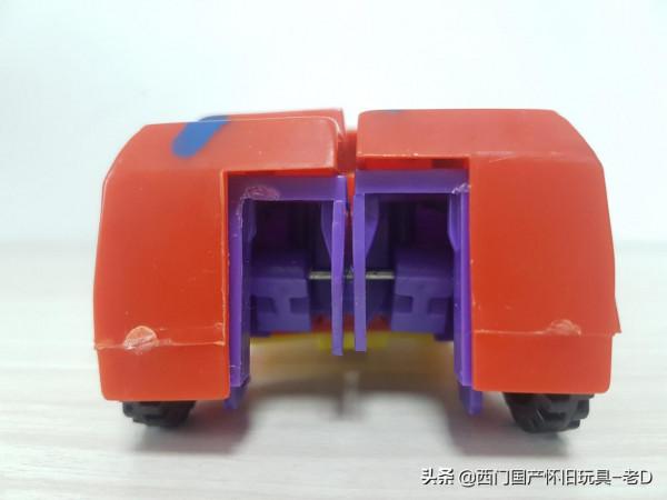 0125B 變形金剛- 組合金剛-混天豹-超大版本(老D分體機器人) 0125B 變形金剛- 組合金剛-混天豹-超大版本(老D分體機器人)