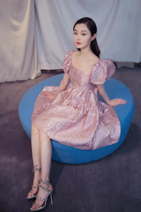 宋軼，擁有似水柔情的少女氣息