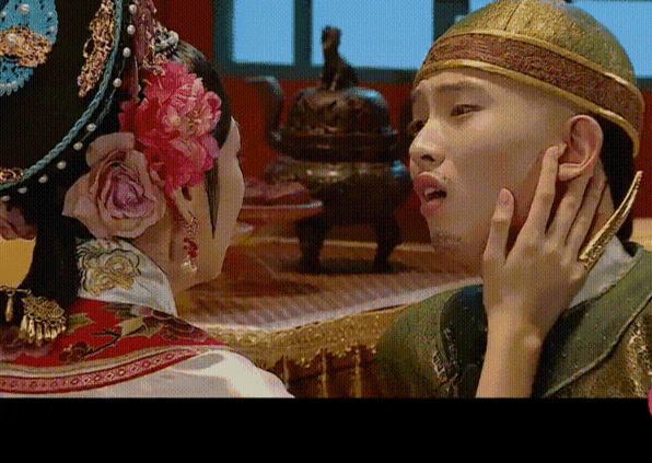 重現經典還是東施效顰?這些綜藝翻拍的名場面讓人尬到頭皮發麻 重現經典還是東施效顰?這些綜藝翻拍的名場面讓人尬到頭皮發麻